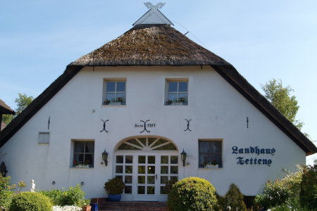 Restaurant Landhaus Tettens - Am Dorfbrunnen 17<br />26954 Nordenham